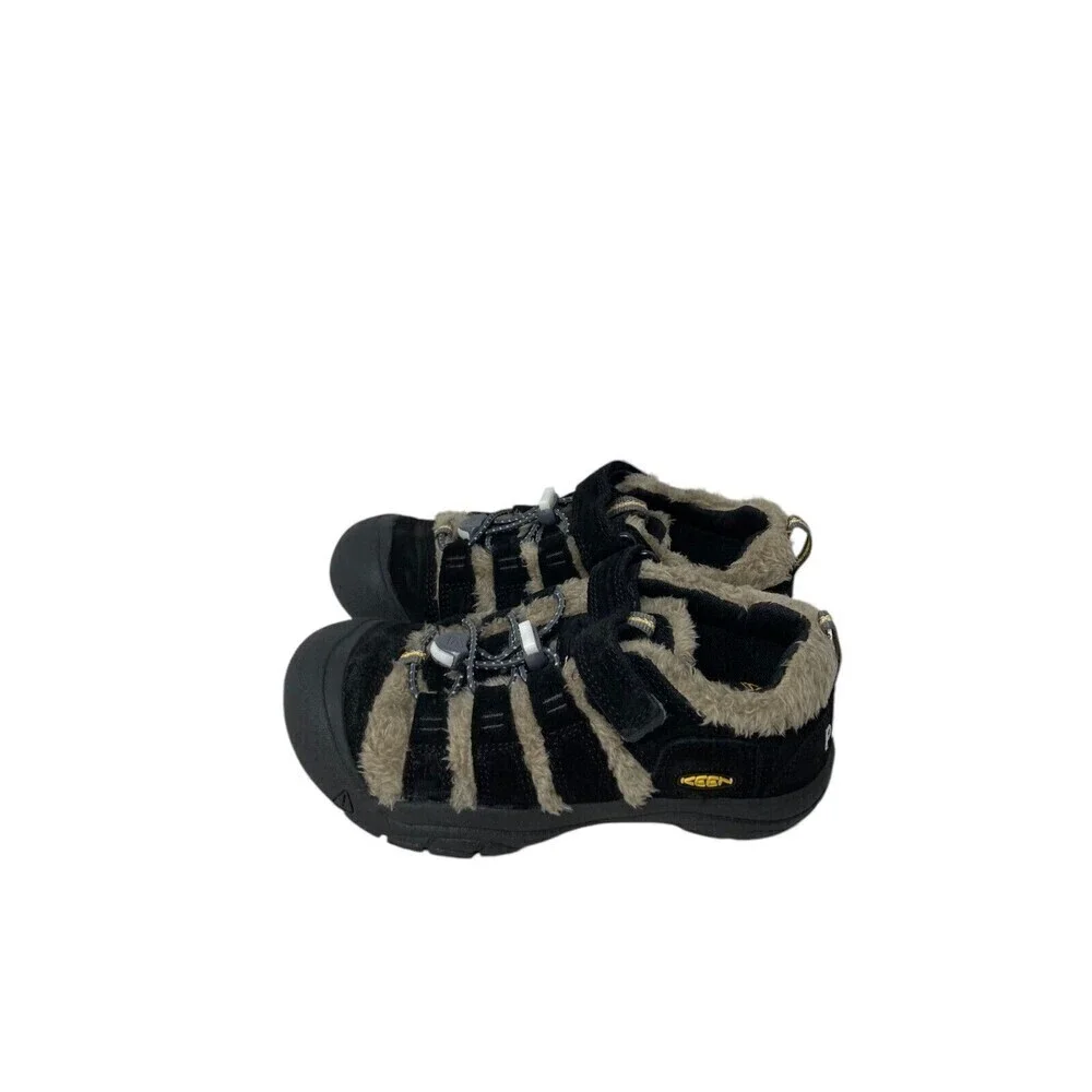Keen Newport Shoe Youth Size 1 US Black TPS Big Foot Gold